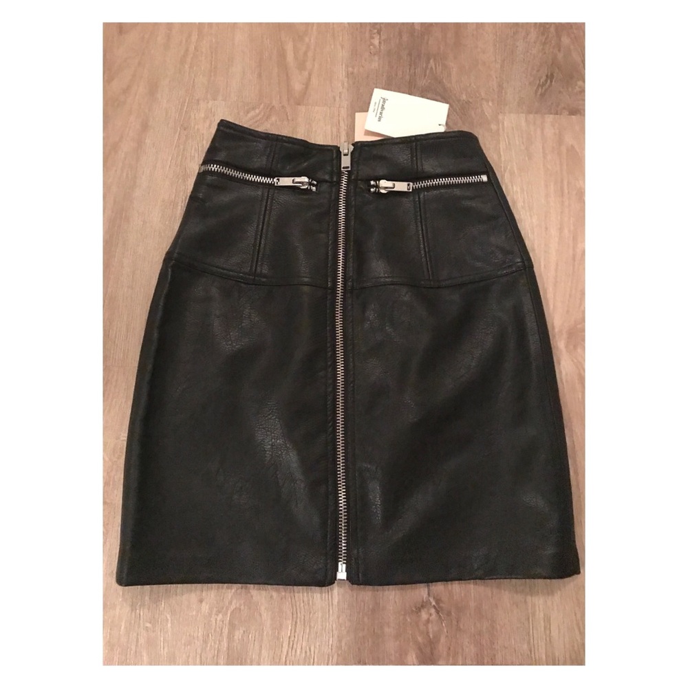 Stradivarius Zip Front Faux Leather Skirt